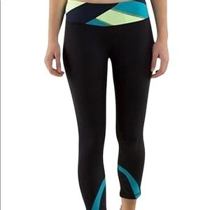 Black Lululemon crop leggings size 2